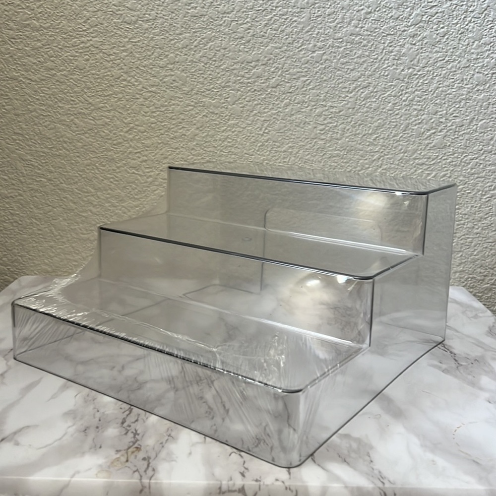 (2 pack) - The Home Edit 3-Tier Riser - Picture 5 of 9